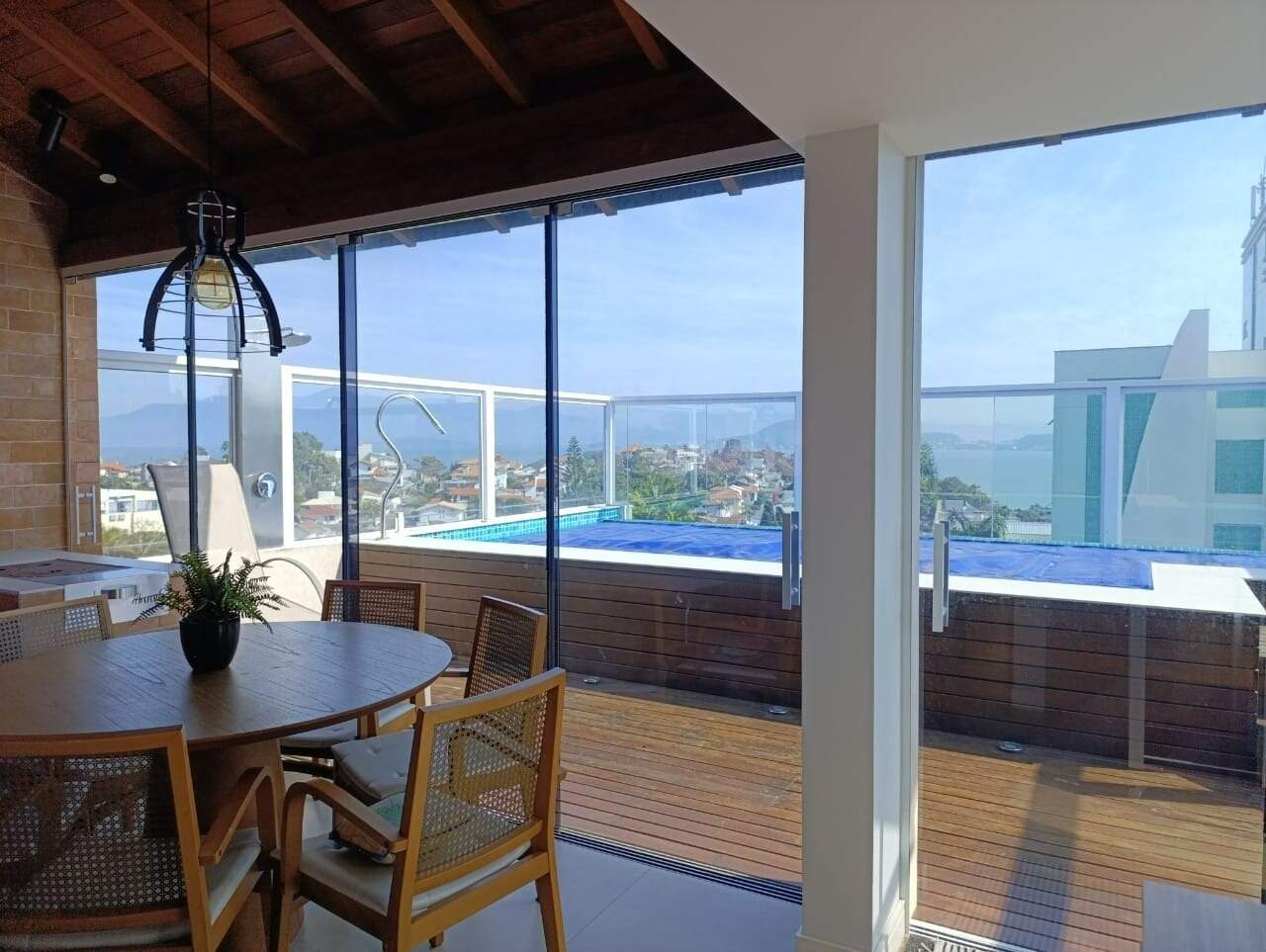 Casa à venda no Abraão: 