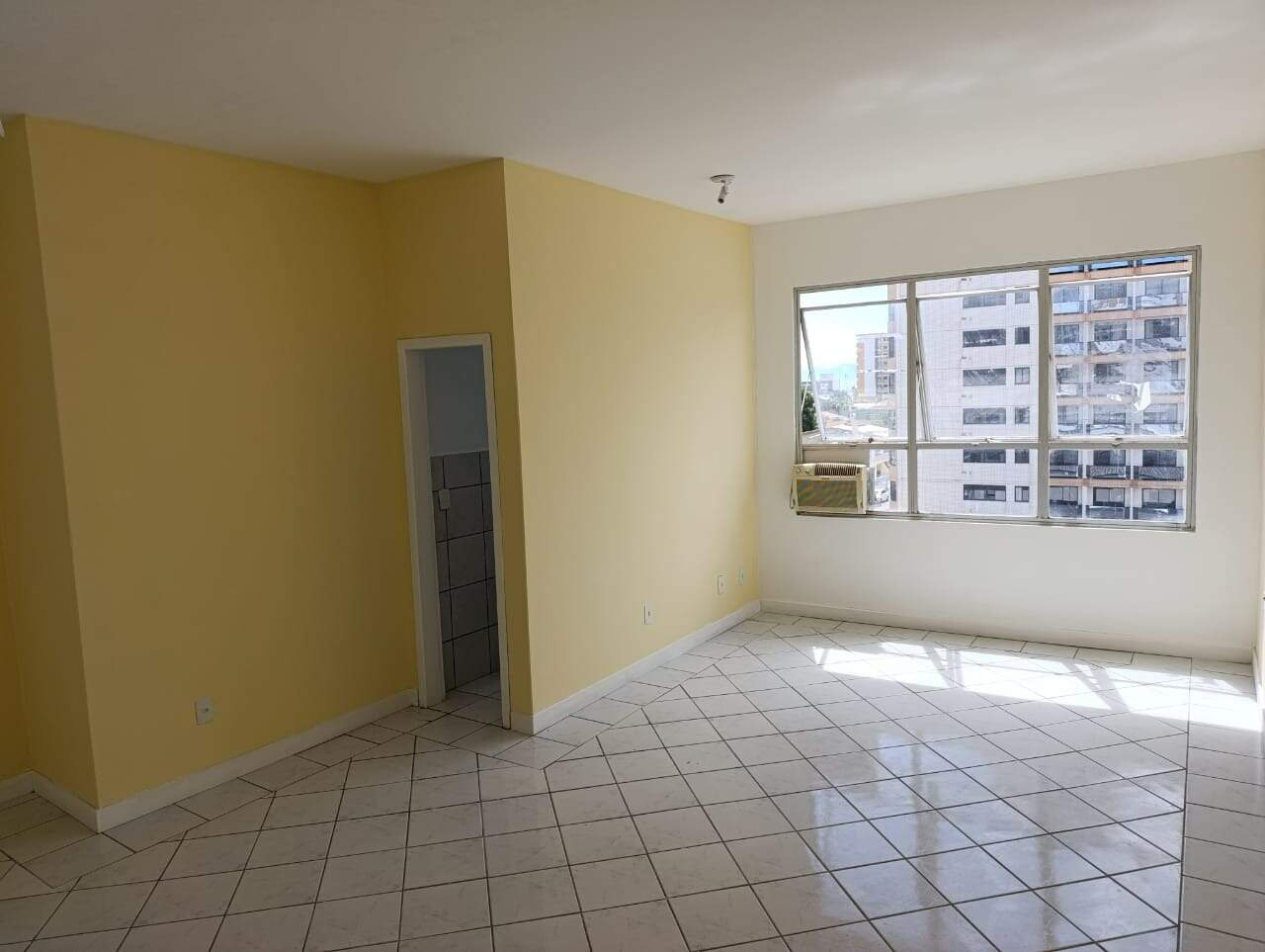 Sala Comercial à venda no Balneário: 
