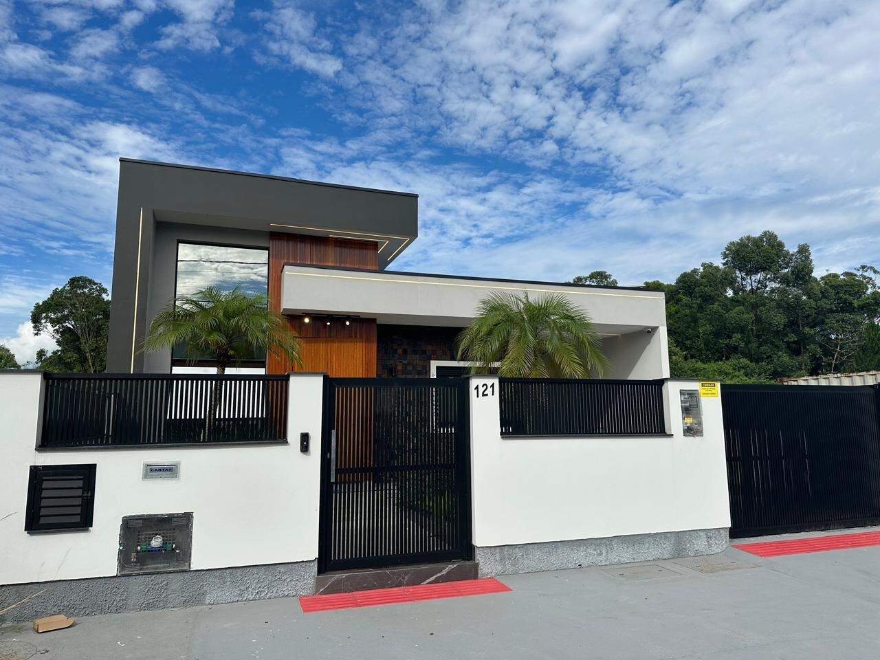 Casa à venda no Potecas: 
