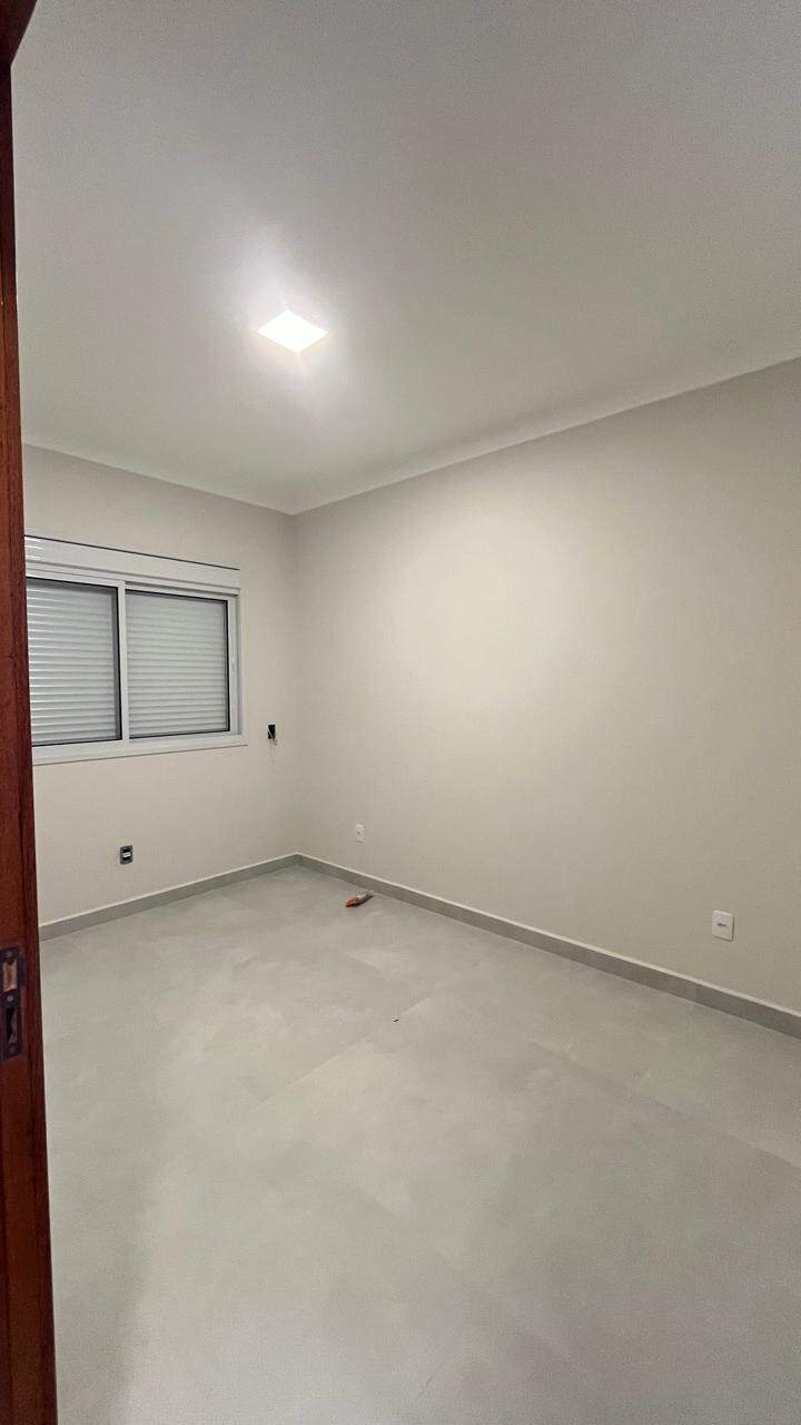 Casa à venda no Forquilhas: 