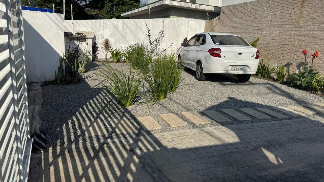 Casa à venda no Morro das Pedras: 