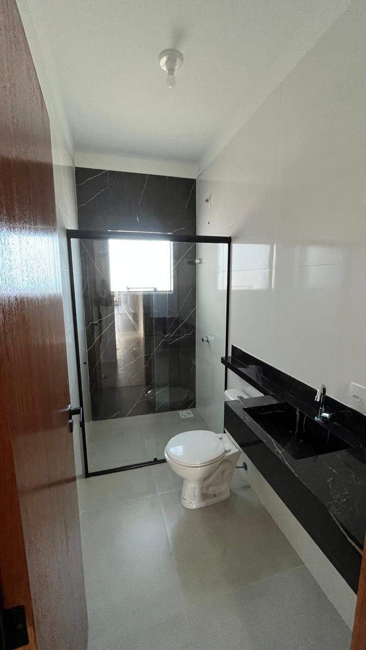 Casa à venda no Potecas: 