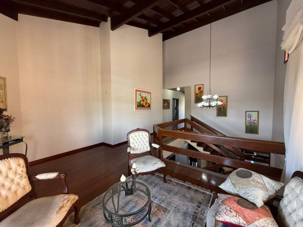 Casa para aluguel no Centro: 