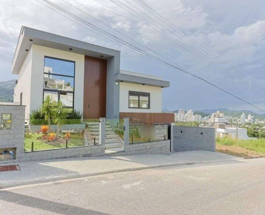 Casa à venda no Pedra Branca: 