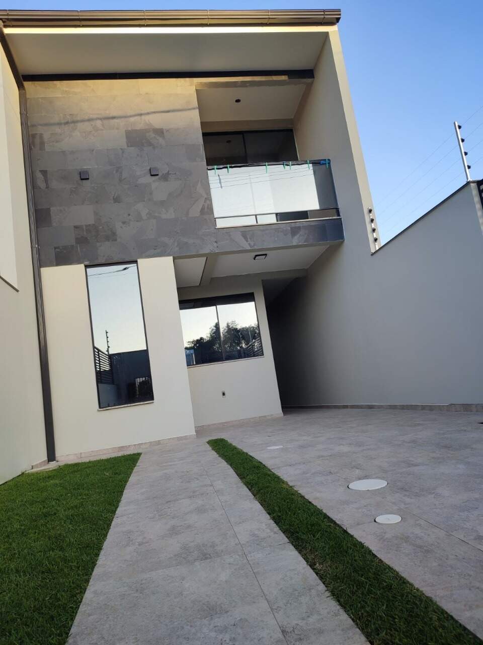 Sobrado à venda no Forquilhas: 