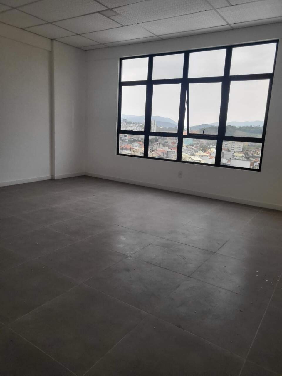 Sala Comercial à venda no Pagani: 