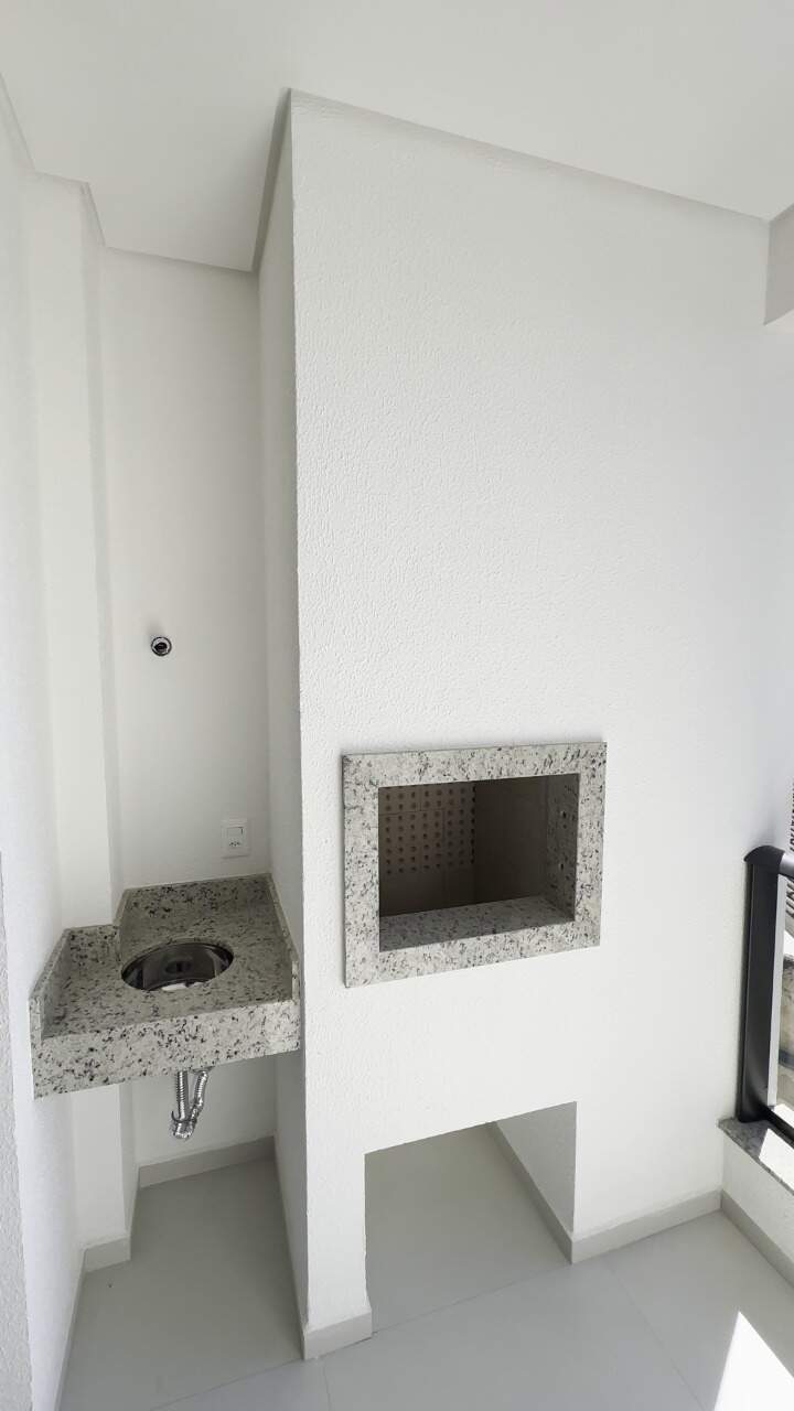 Apartamento à venda no Coqueiros: 