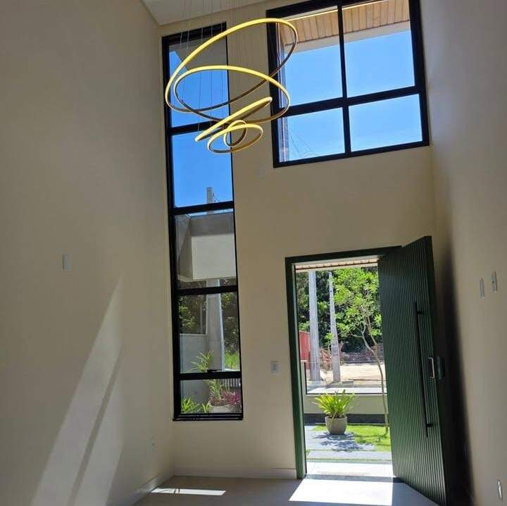 Casa à venda no Forquilhas: 