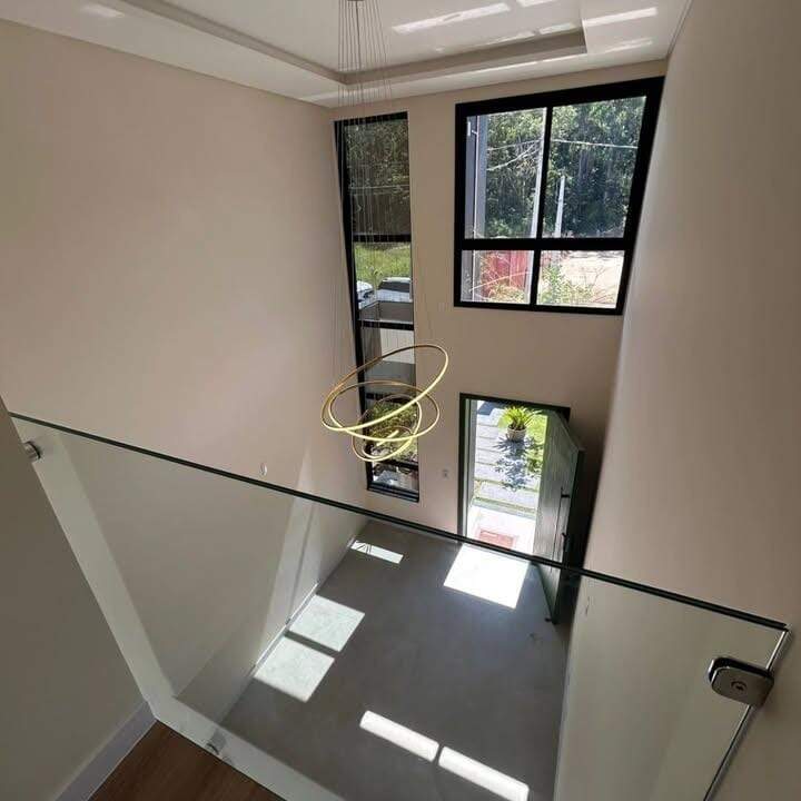 Casa à venda no Forquilhas: 