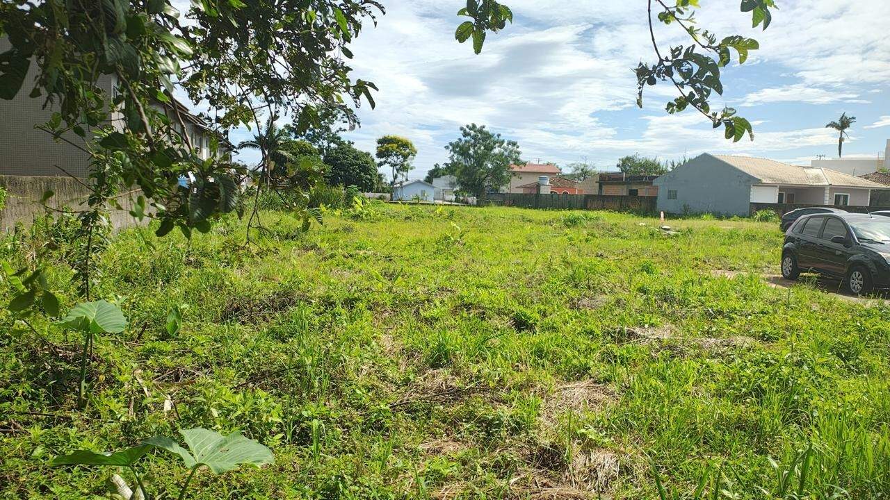 Terreno à venda no Aririú da Formiga: 