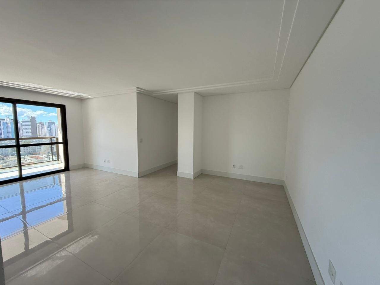 Apartamento à venda no Kobrasol: 