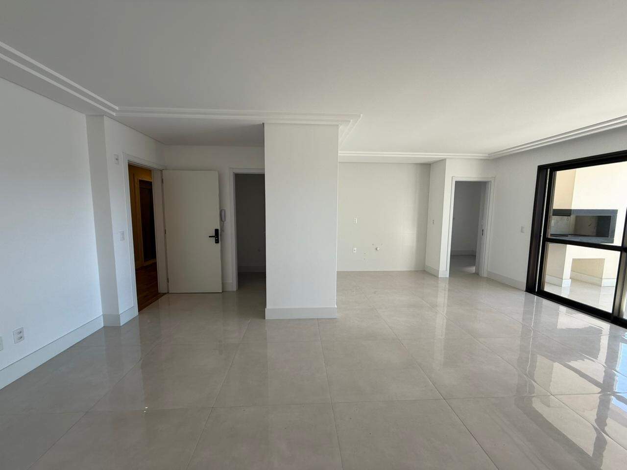 Apartamento à venda no Kobrasol: 