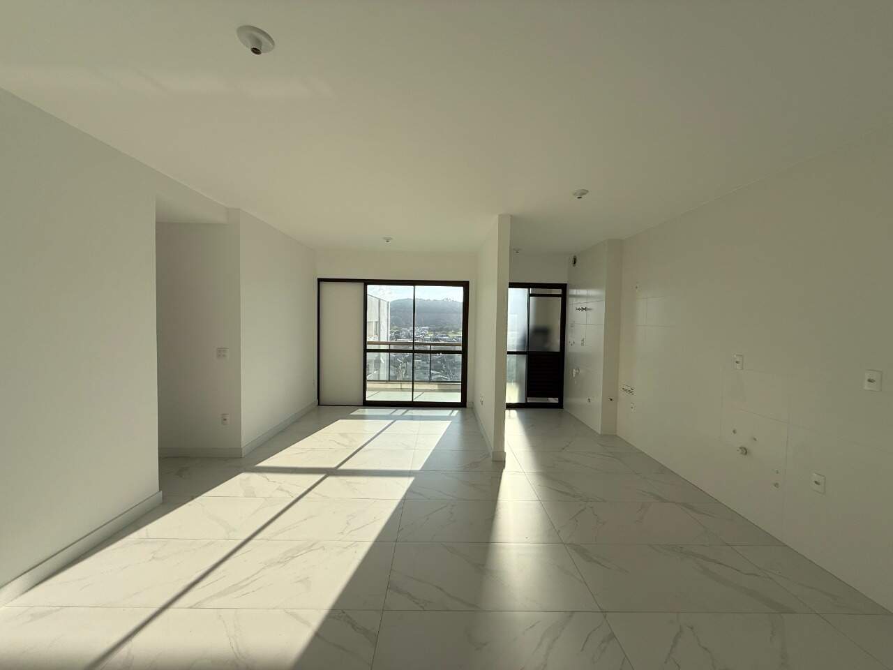 Apartamento à venda no Kobrasol: 