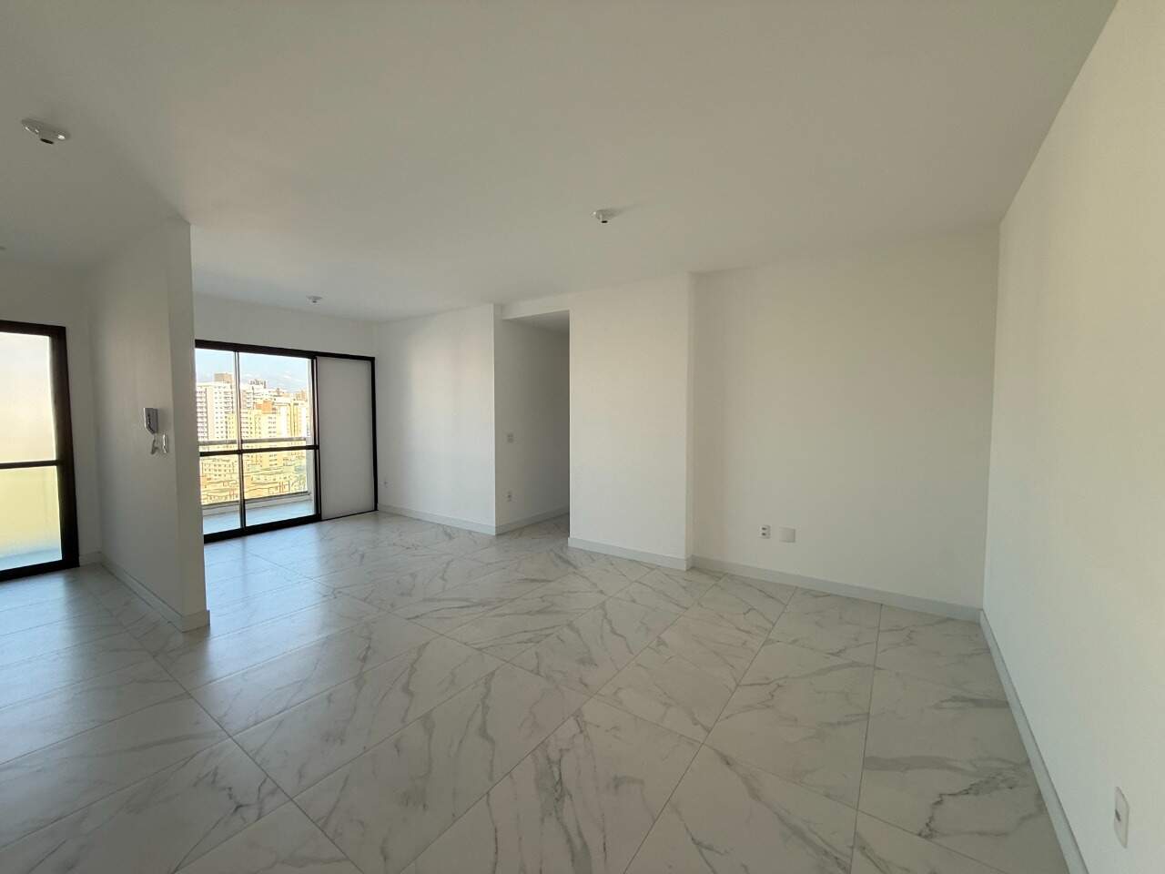 Apartamento à venda no Kobrasol: 