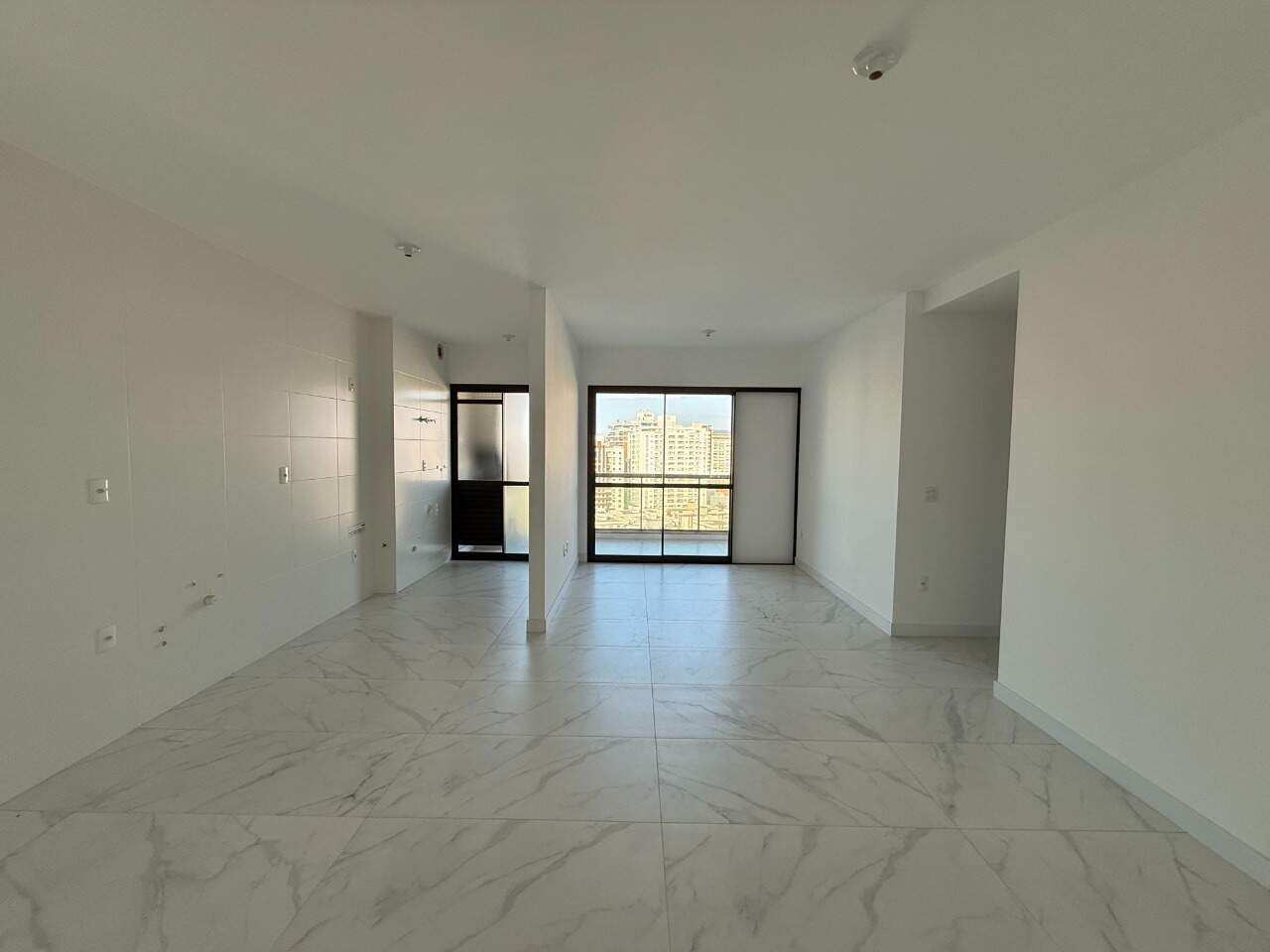 Apartamento à venda no Kobrasol: 