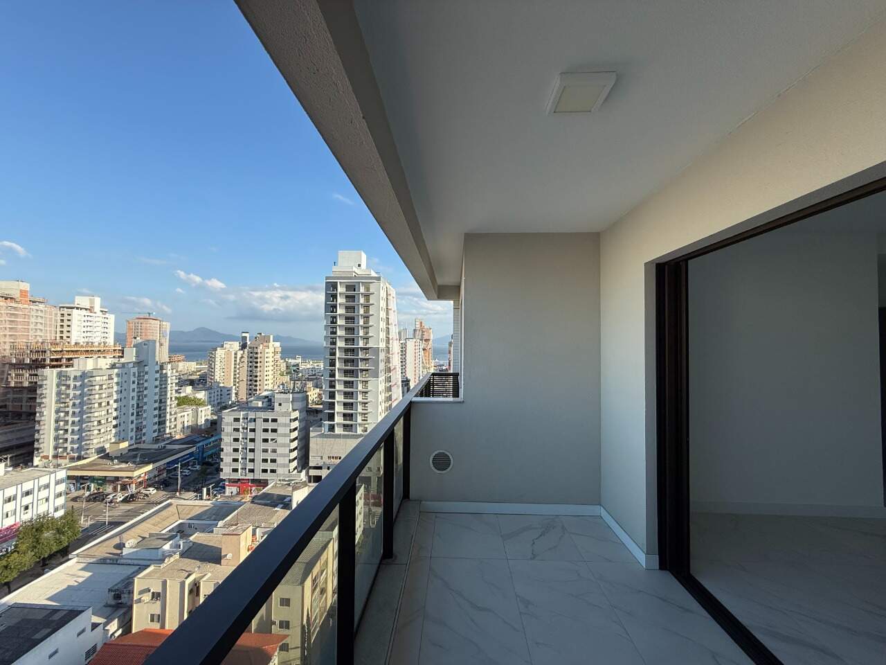 Apartamento à venda no Kobrasol: 