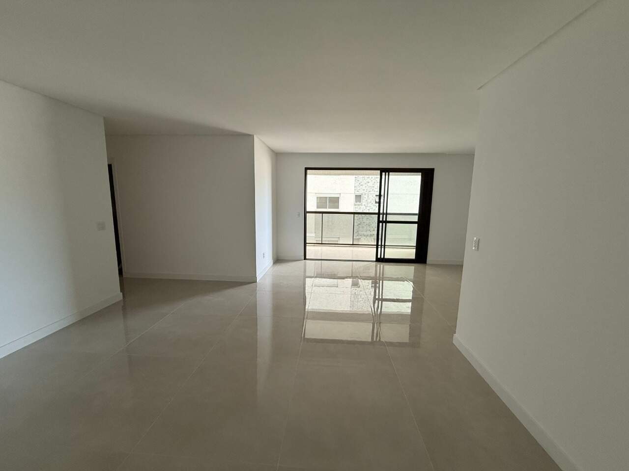 Apartamento à venda no Kobrasol: 