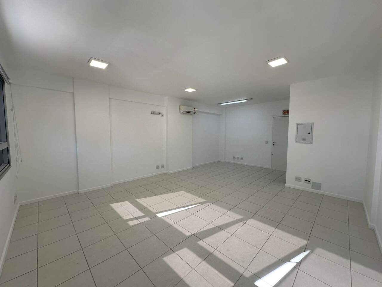 Sala Comercial à venda no Estreito: 