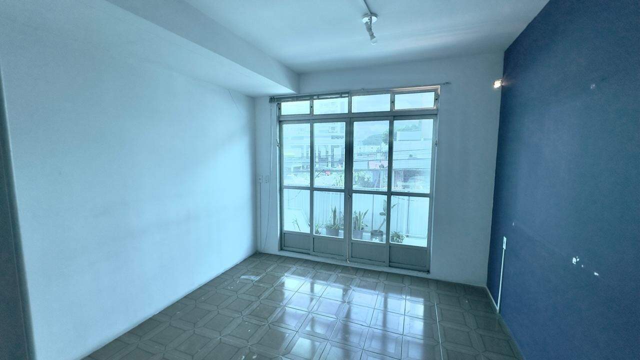 Sala Comercial para aluguel no Kobrasol: 