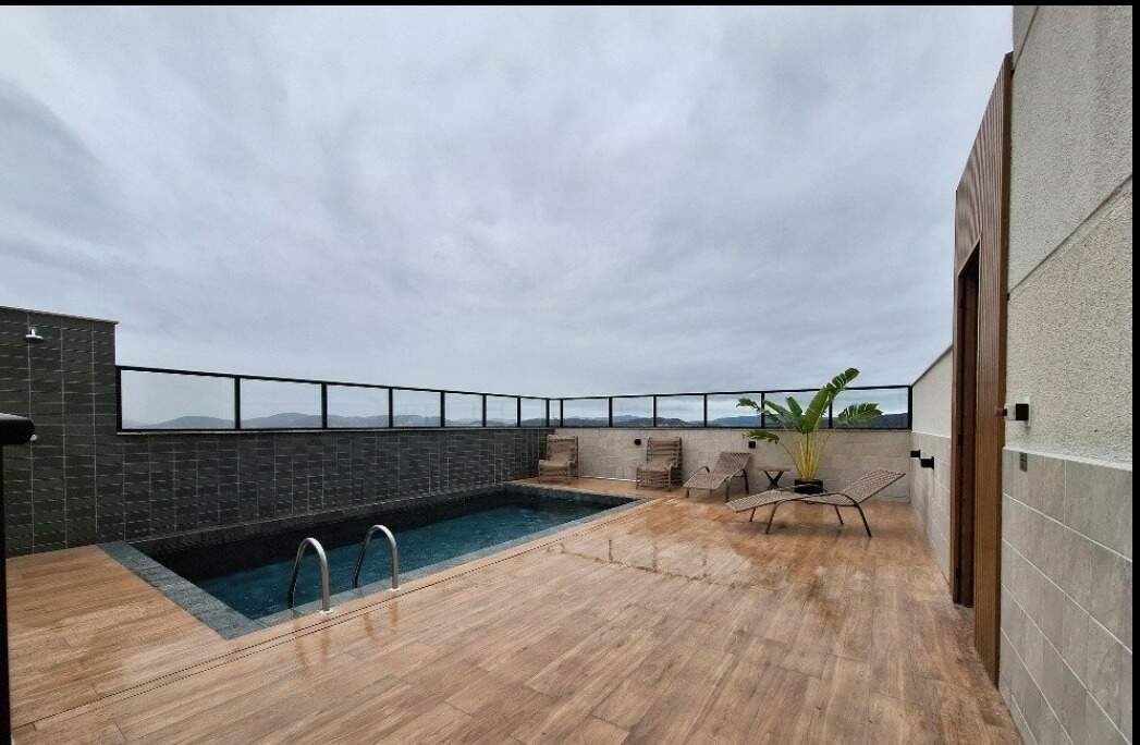 Apartamento Duplex à venda no Pedra Branca: 
