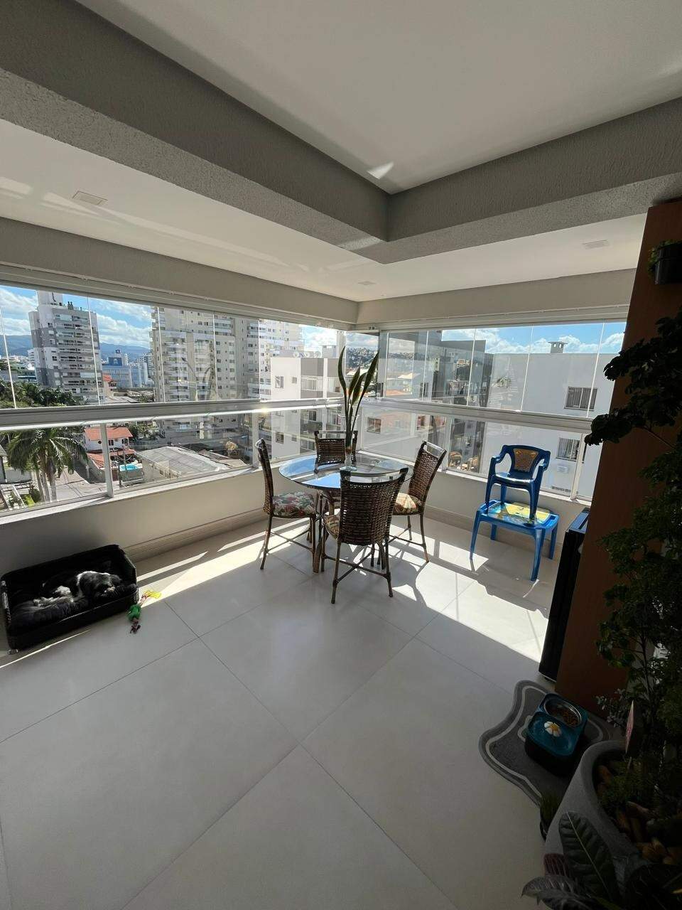 Apartamento à venda no Barreiros: 