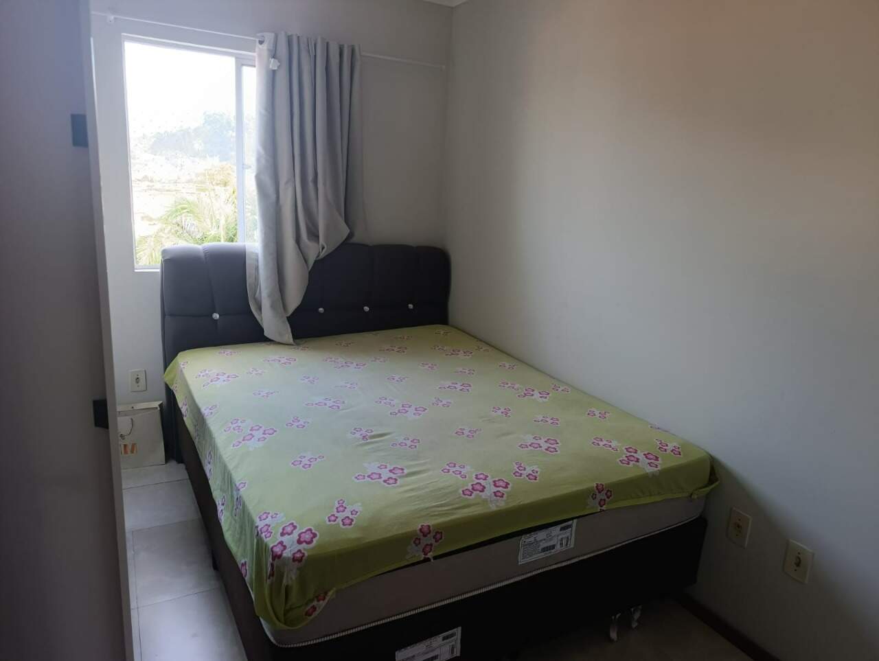 Apartamento à venda no Aririú: 