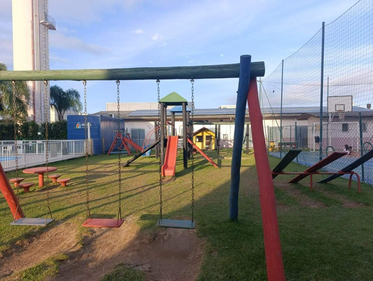 Apartamento à venda no Aririú: 