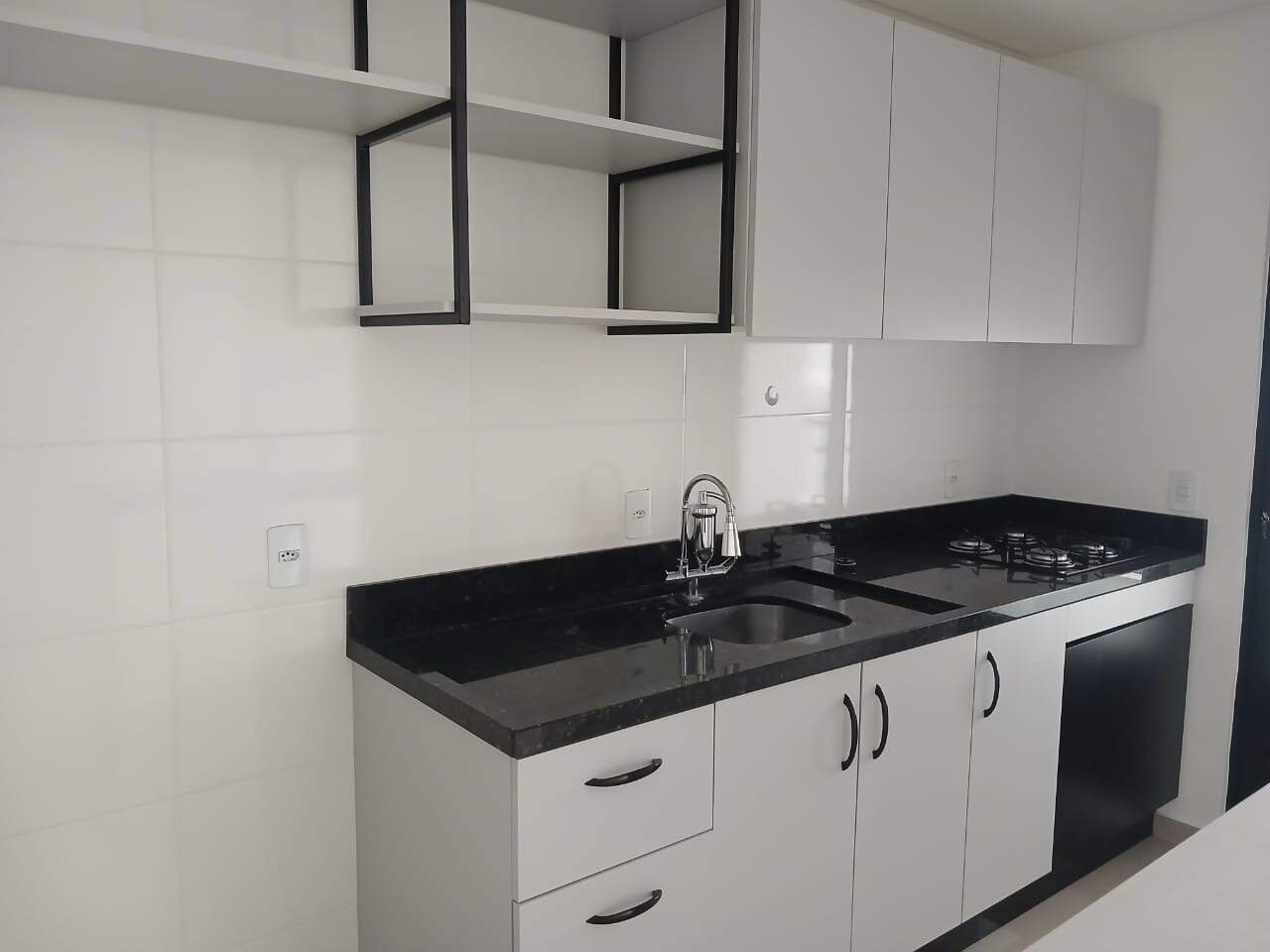 Apartamento para aluguel no Pedra Branca: 