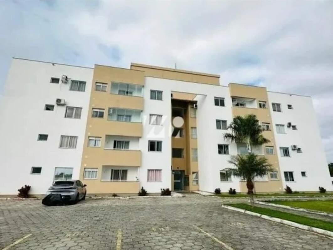 Apartamento à venda no Aririú da Formiga: 