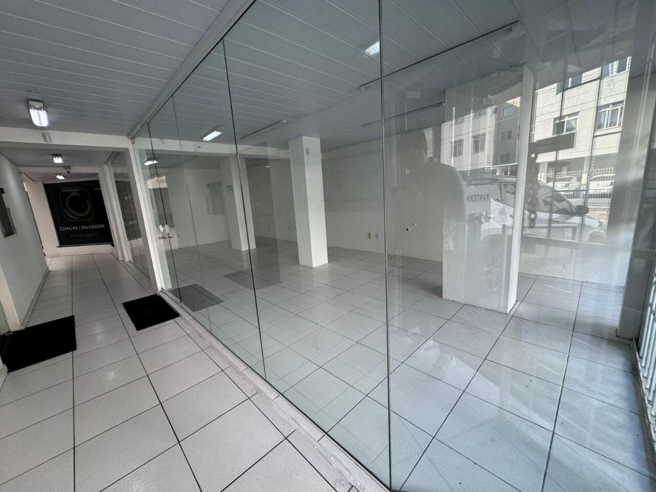 Sala Comercial para aluguel no Kobrasol: 