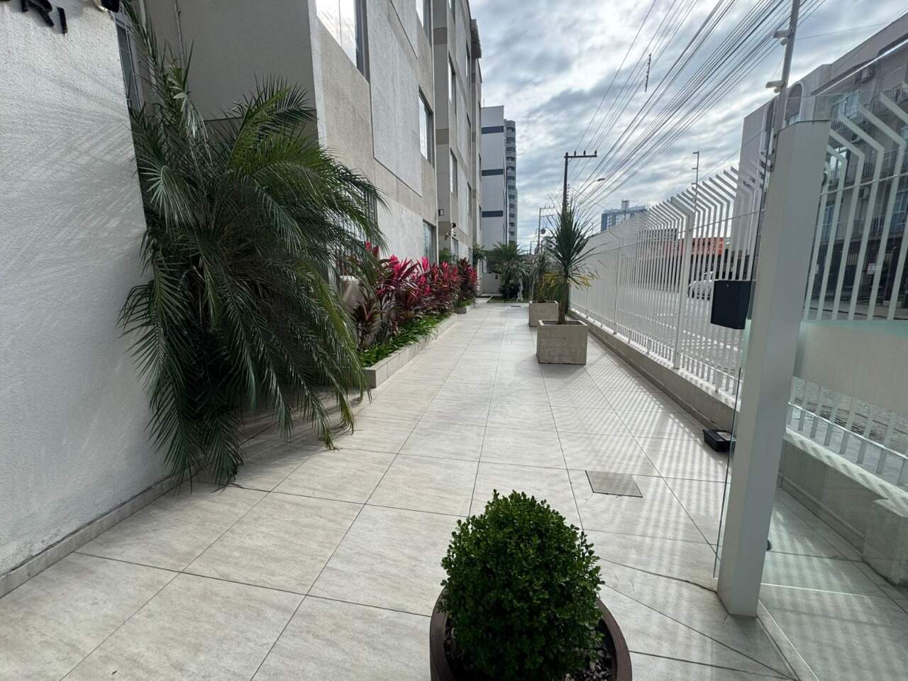 Apartamento para aluguel no Kobrasol: 