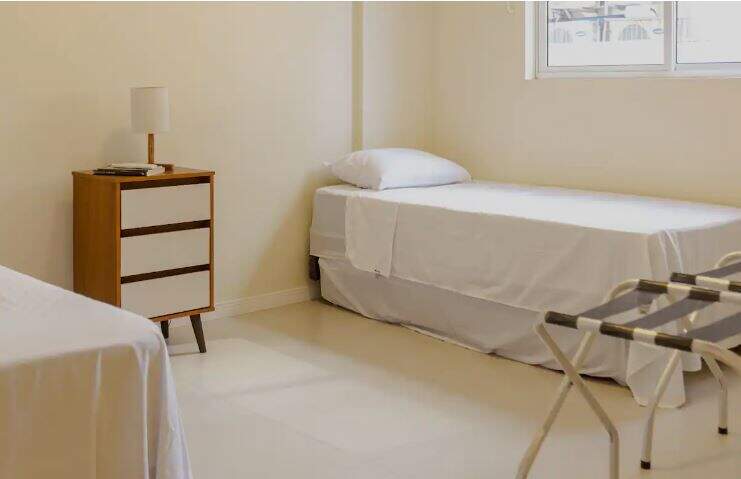Apartamento à venda no Meia Praia: 
