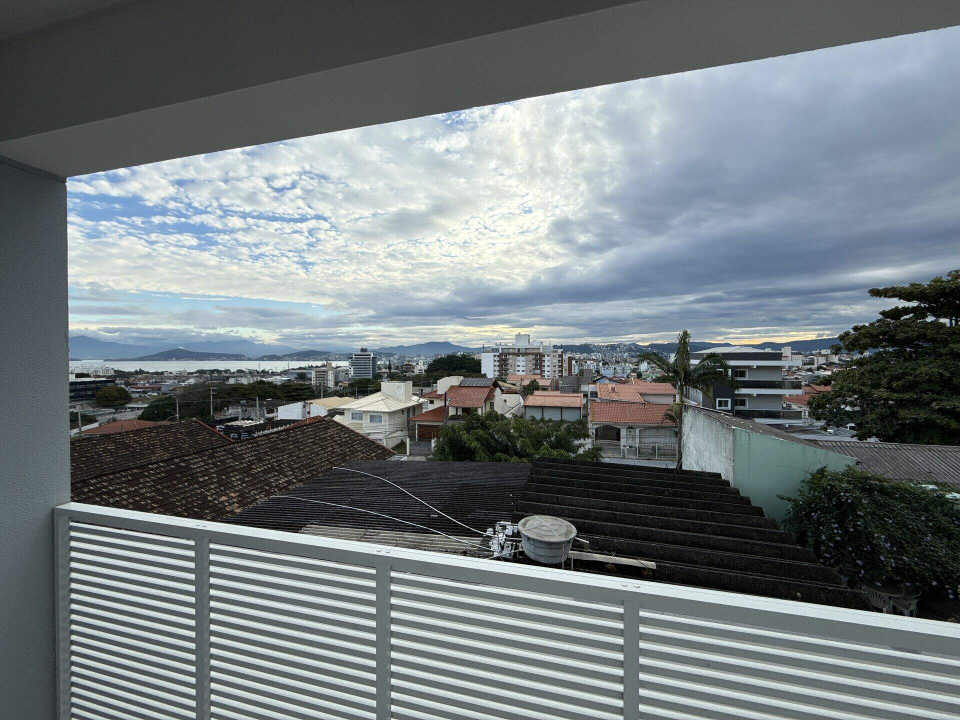 Apartamento à venda no Capoeiras: 