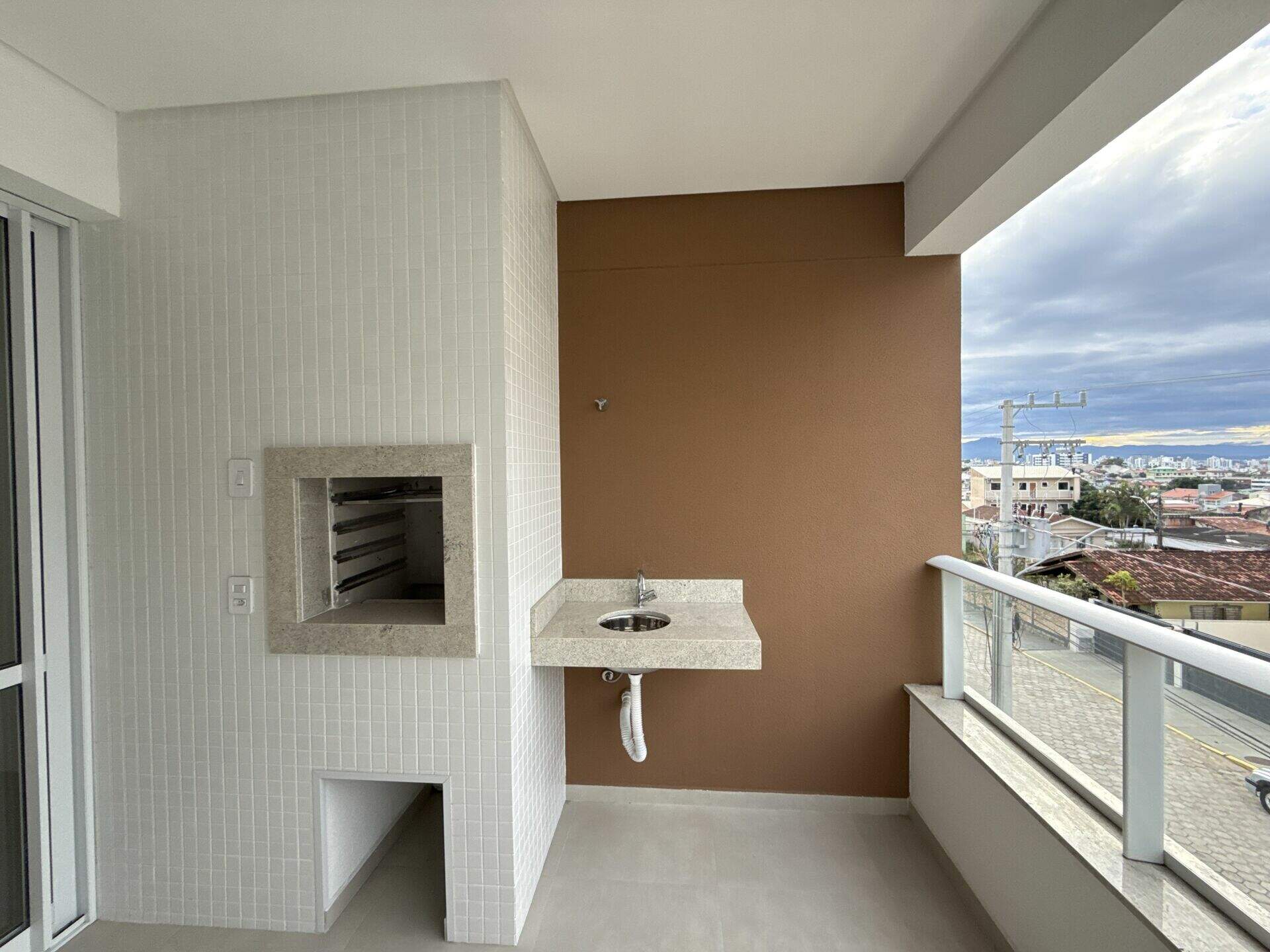 Apartamento à venda no Capoeiras: 
