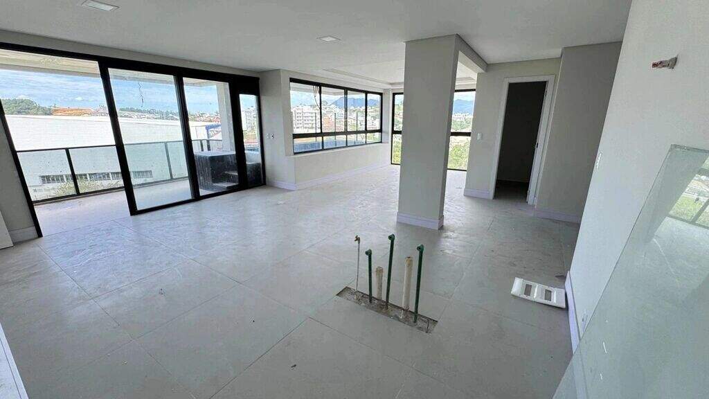 Apartamento à venda no Pedra Branca: 