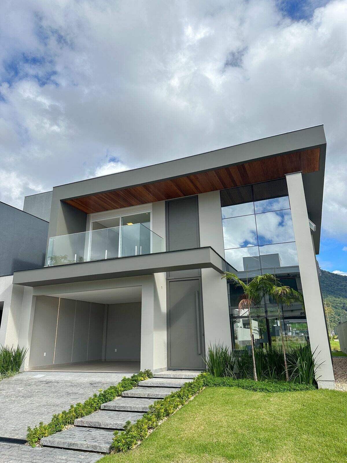 Casa em Condomínio à venda no Pedra Branca: 