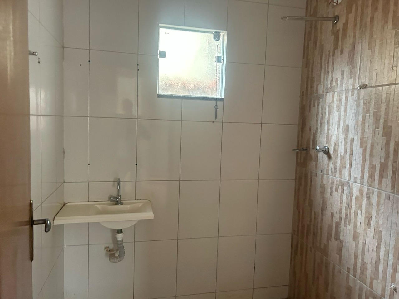 Casa para aluguel no JK: 