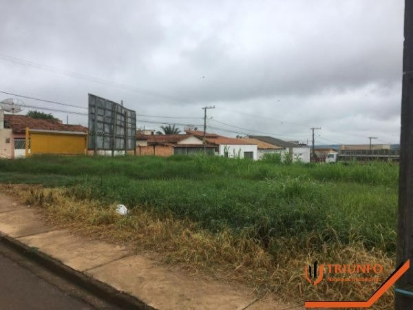 Lote à venda no JK: 