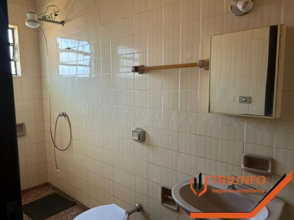 Casa à venda no CENTRO: 