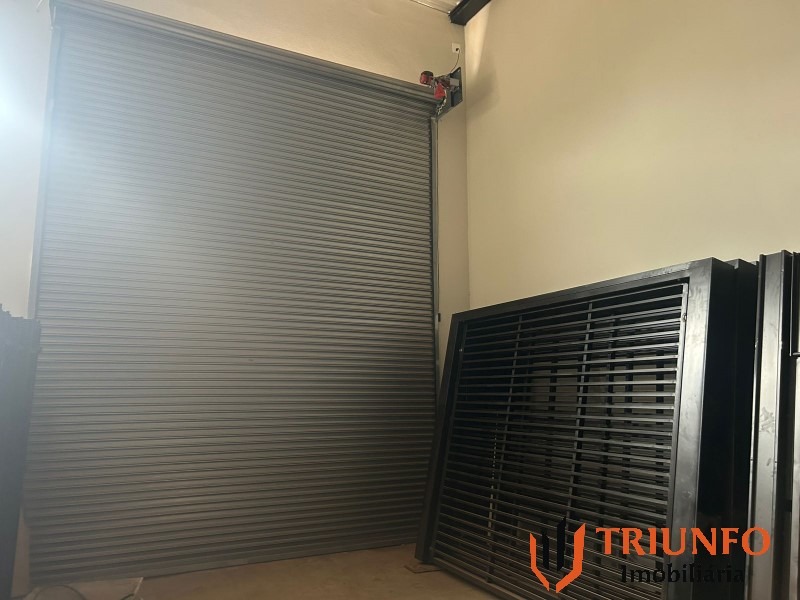 Galpão à venda no Geraldo Nunes: 