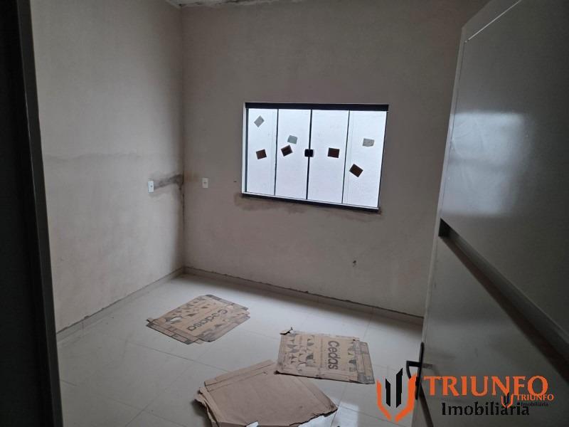 Casa à venda no Geraldo Nunes: 