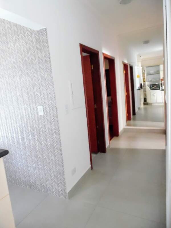 Casa à venda no Portal dos Pássaros I: 