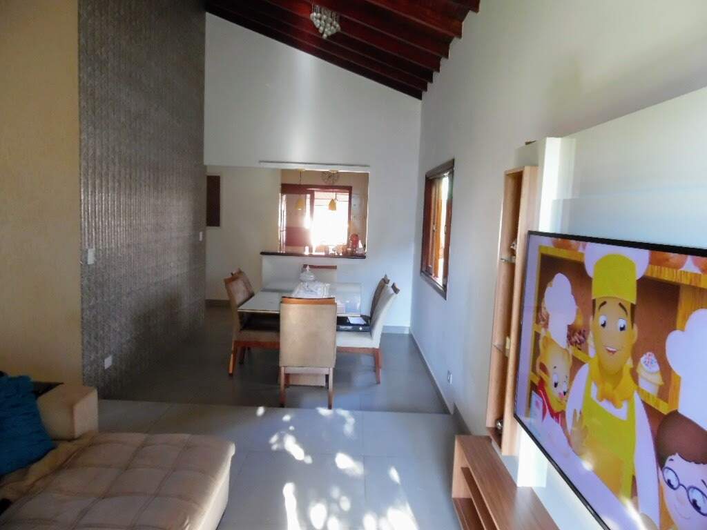 Casa à venda no Portal dos Pássaros I: 