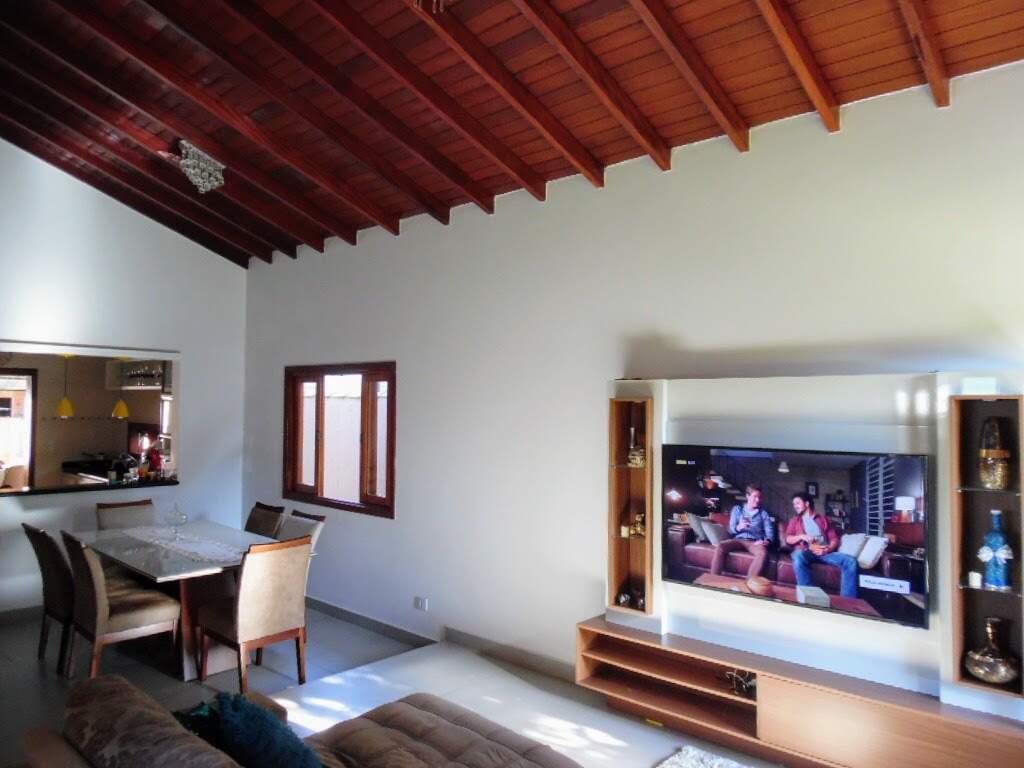 Casa à venda no Portal dos Pássaros I: 