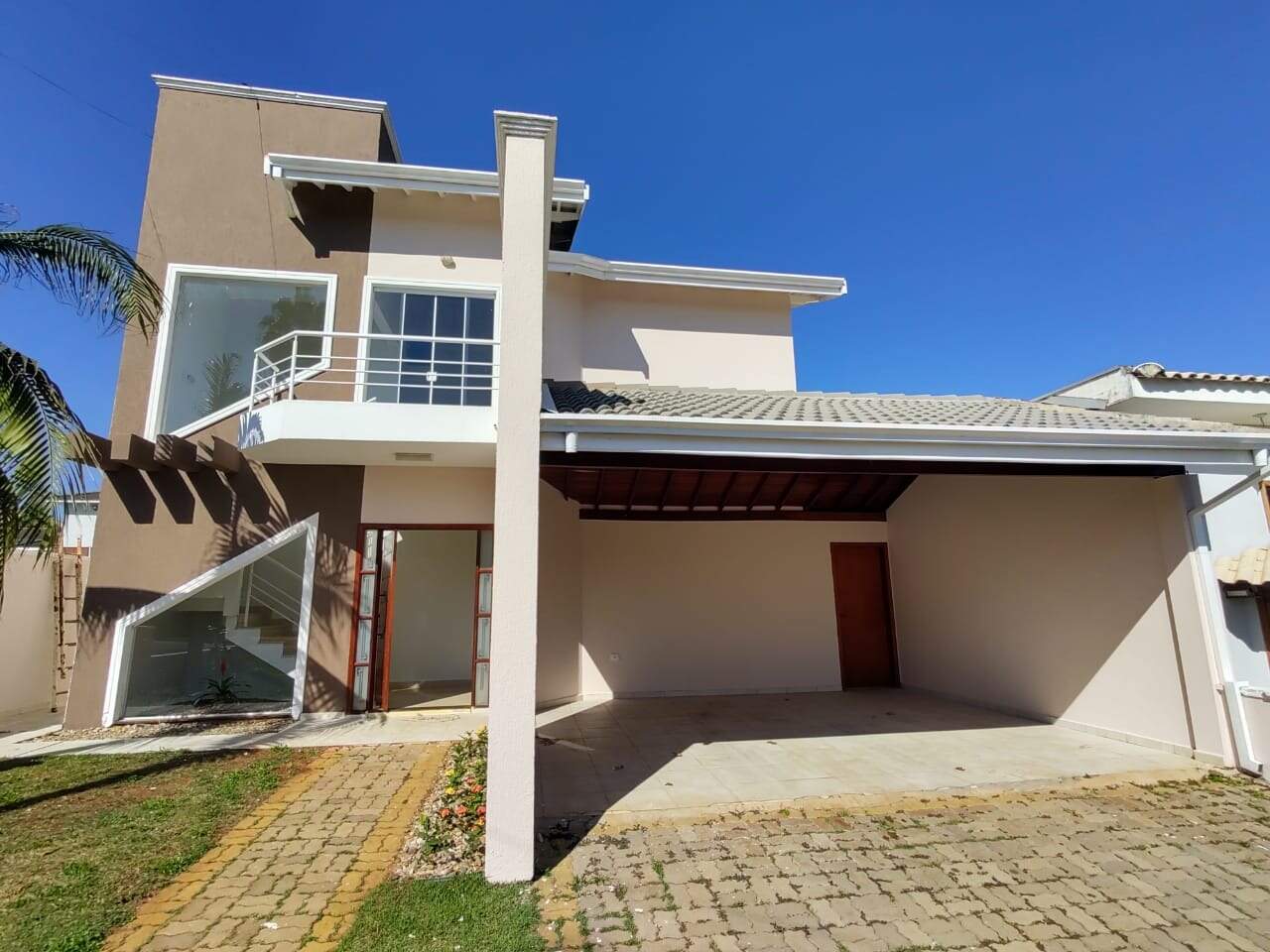 Casa à venda no Portal dos Pássaros II: 