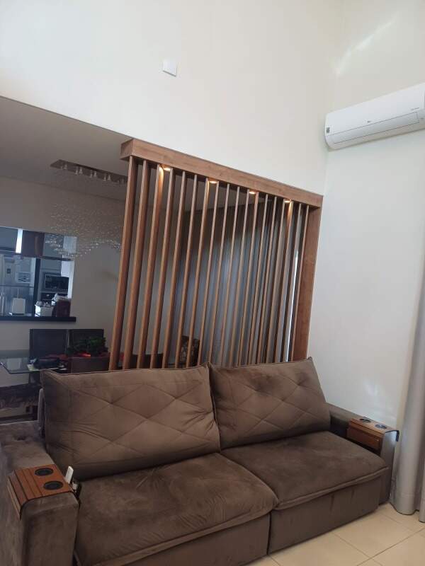 Casa à venda no Portal dos Pássaros II: 