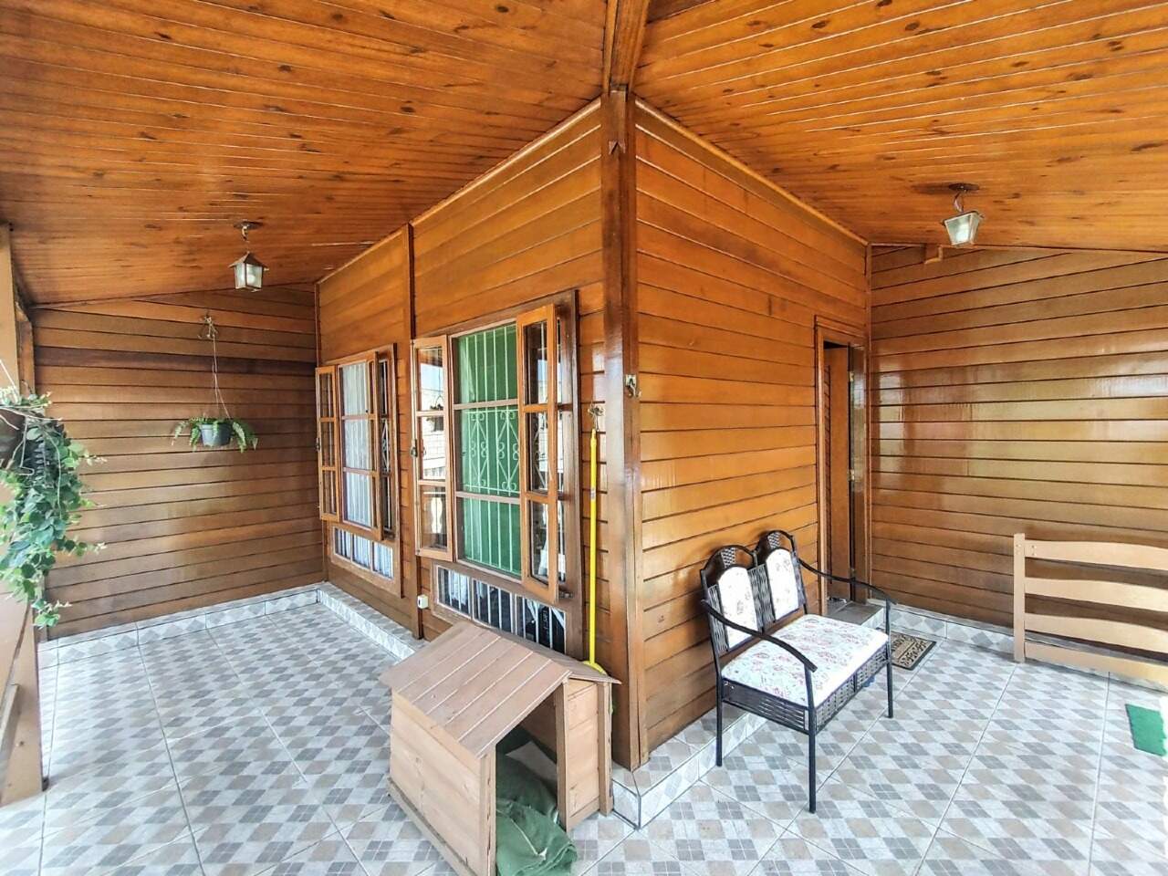 Casa à venda no Jardim Flamboyant III: 