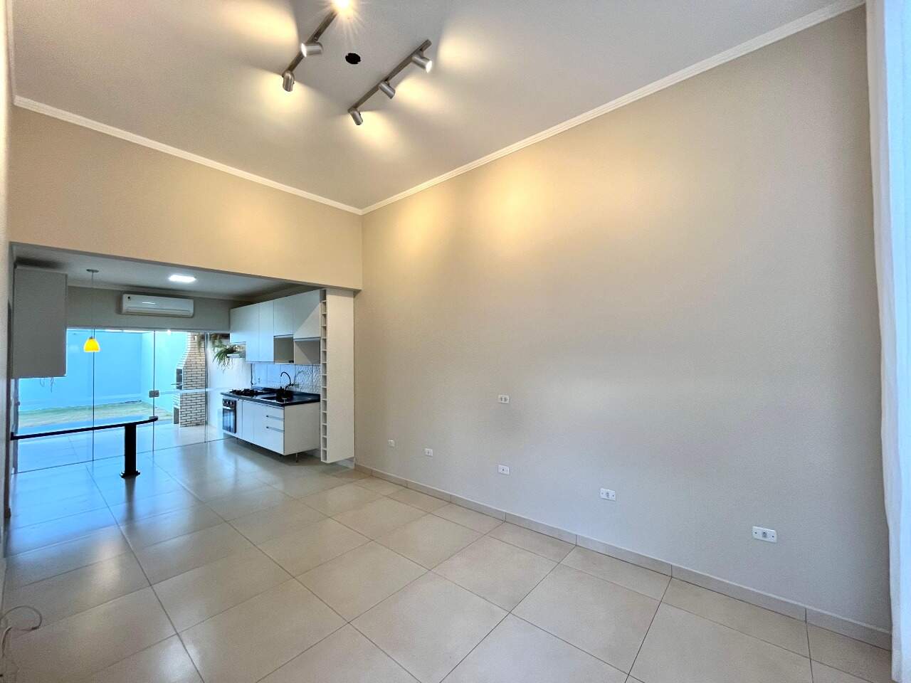 Casa à venda no Portal Ville Azaleia: 