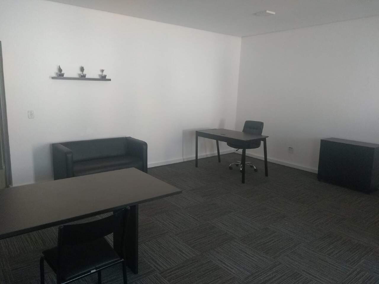 Sala para aluguel no Recanto das Primaveras I: 