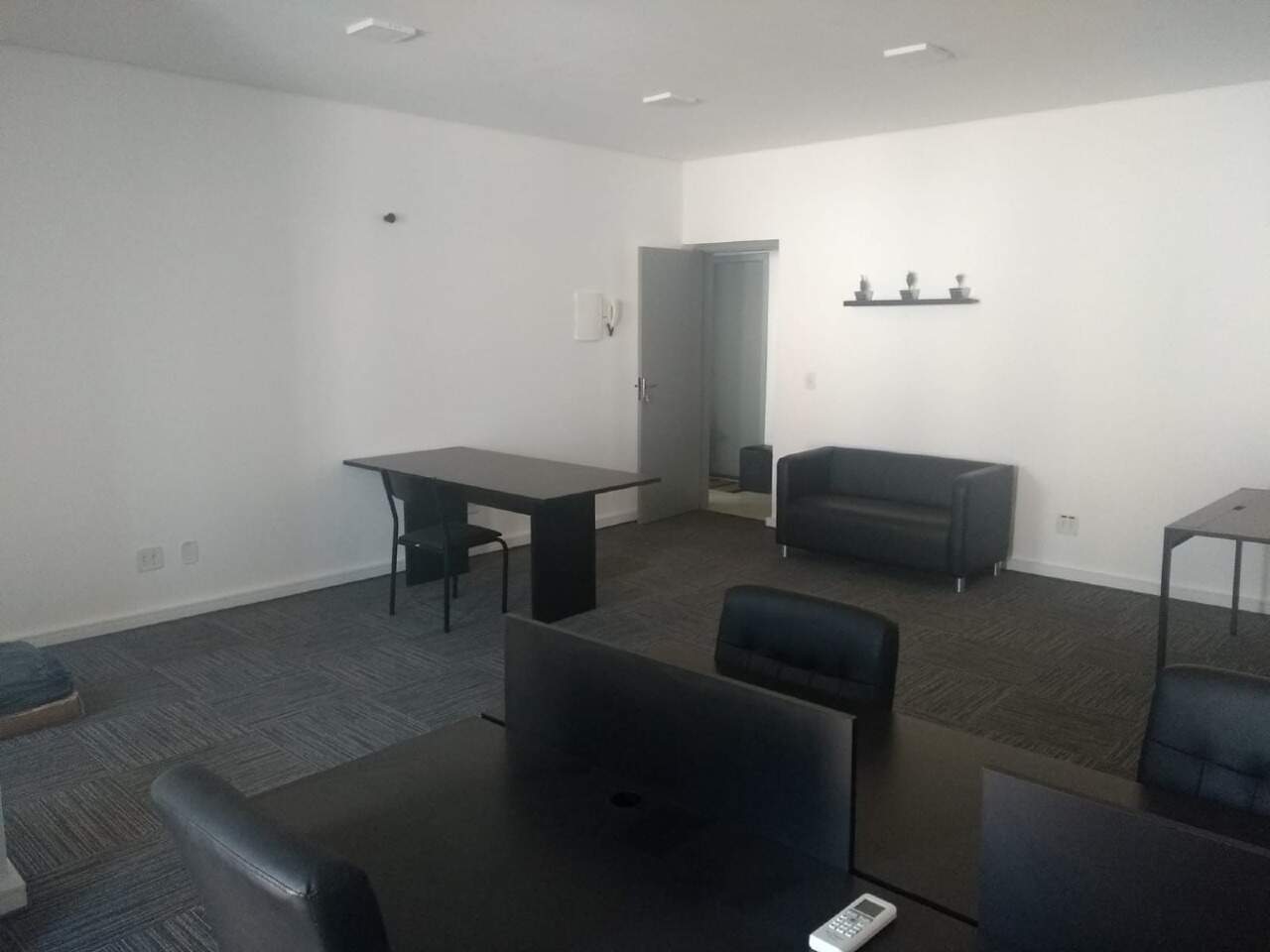 Sala para aluguel no Recanto das Primaveras I: 